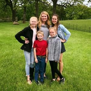 Meet your Posher, Jennifer